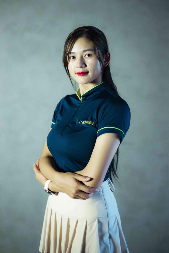 Huấn luyện viên Kang Hana